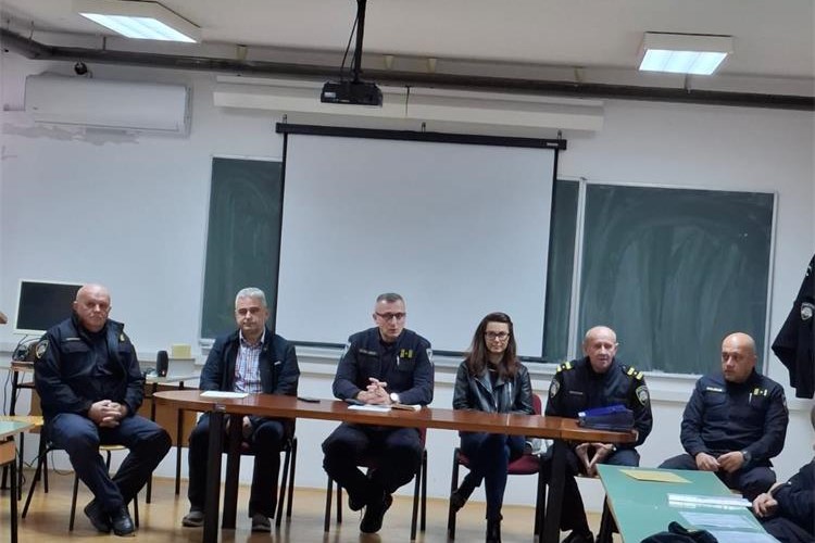 Slika /2025/vježbenici 1.jpeg